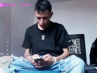 Aandrew_cooper from Flirt4Free