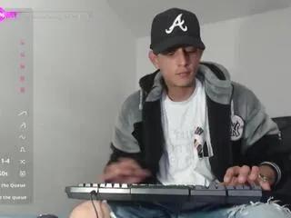 aandrew_cooper from Flirt4Free is Freechat