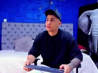 adrian_rae from Flirt4Free is Freechat