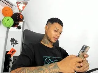 alexx_bloom from Flirt4Free is Freechat