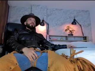 andres_suarez from Flirt4Free is Freechat