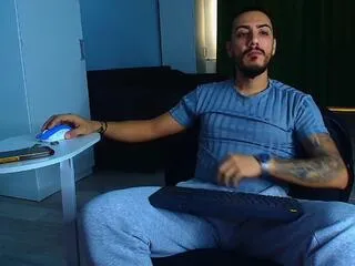 Andrew_bannerr from Flirt4Free