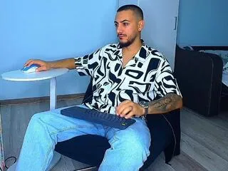 Andrew_bannerr from Flirt4Free