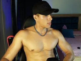 Andy_corleone from Flirt4Free