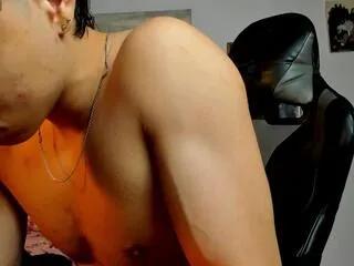 angel_lenoox from Flirt4Free is Freechat