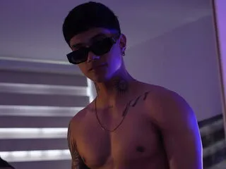 Aress_damon from Flirt4Free