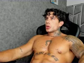 Aron_price from Flirt4Free