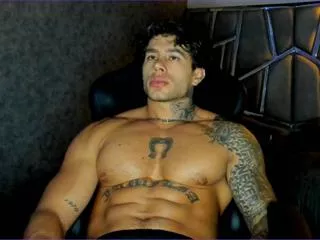 Aron_price from Flirt4Free