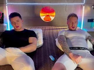 art_kris from Flirt4Free is Freechat
