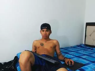 Ascot_mills from Flirt4Free