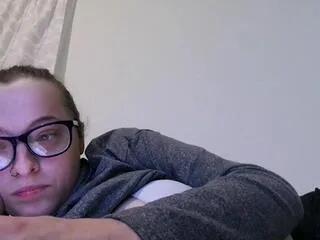 bambi_bi from Flirt4Free is Freechat