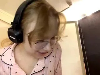 Beatris_chaplean from Flirt4Free