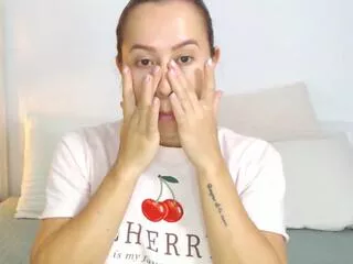 Belle_russeau from Flirt4Free