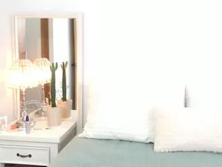 Belle_russeau from Flirt4Free