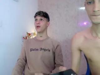 big_alejo_austin_eitham from Flirt4Free is Freechat