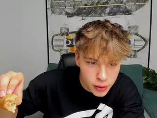 Caiden_conroy from Flirt4Free