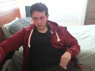 camo_thom from Flirt4Free is Freechat