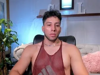 charles_royce from Flirt4Free is Freechat