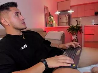 Chris_skyle from Flirt4Free