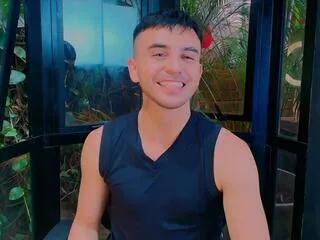 chriss_taylor from Flirt4Free is Freechat