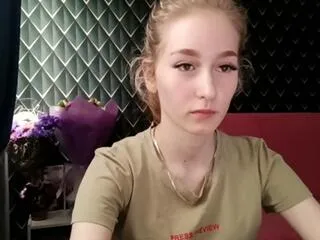 clotilde_cantabrana from Flirt4Free is Freechat