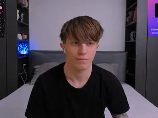 Curtis_crew from Flirt4Free