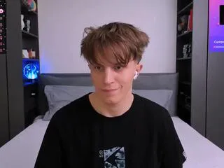 Curtis_crew from Flirt4Free