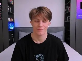 Curtis_crew from Flirt4Free