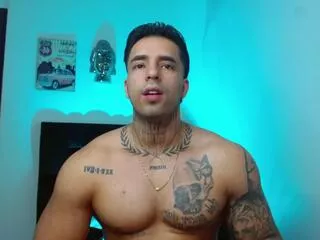 Darius_phoenixx from Flirt4Free