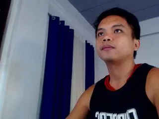 Derik_logan from Flirt4Free