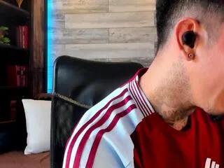 donovan_desmond from Flirt4Free