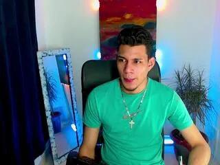 dyland_davis from Flirt4Free is Freechat