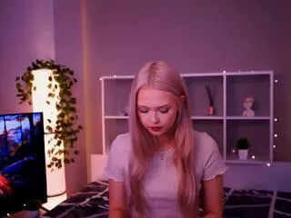 ella_boykins from Flirt4Free is Freechat