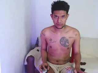 emiliano_hott from Flirt4Free is Freechat