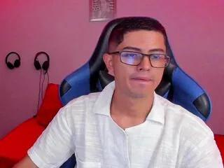 ethan_sai from Flirt4Free is Freechat