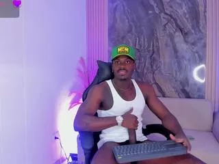 Ethan_traviis from Flirt4Free