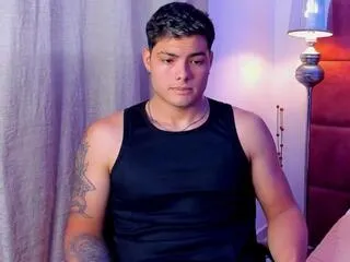 evan_tyler from Flirt4Free is Freechat