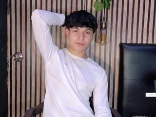 felipe_villareal from Flirt4Free is Freechat