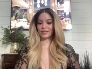 Gigi_largent from Flirt4Free