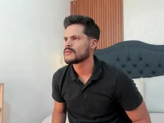 hamilton_smiith from Flirt4Free is Freechat