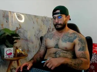 Hanz_col from Flirt4Free