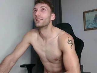 Ian_neon from Flirt4Free