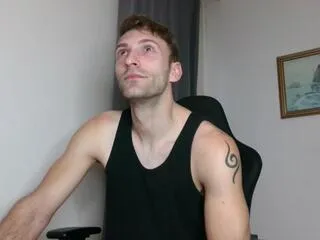 Ian_neon from Flirt4Free