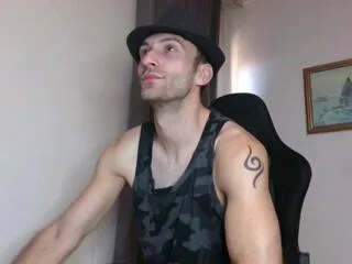 ian_neon from Flirt4Free is Freechat