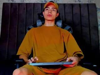 jacob_montanari from Flirt4Free is Freechat
