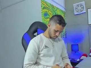 Jhonny_flames from Flirt4Free