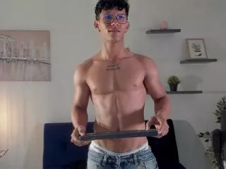 Justin_andrew from Flirt4Free