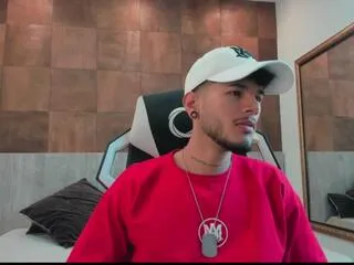 Ken_mcqeen from Flirt4Free