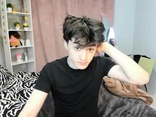 kevin_hunnter from Flirt4Free is Freechat