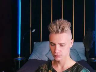lawrence_miles from Flirt4Free is Freechat